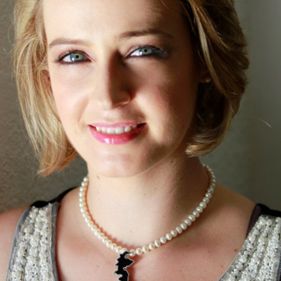 LITTLE BRITAIN NECKLACE - Blue - Picture 2 of 2